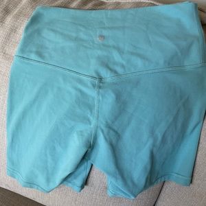 Lulu blue 6 inch shorts size 8